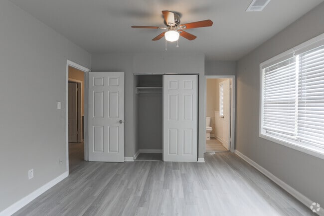 3BR, 1.5BA - Cove at Ridgewood