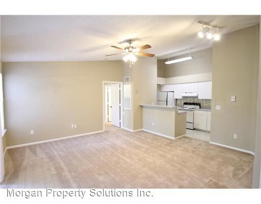 Building Photo - 5112 Park Central Dr