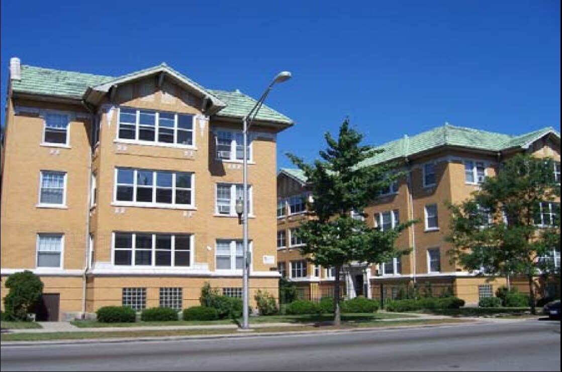 Foto principal - 440 N Austin Blvd