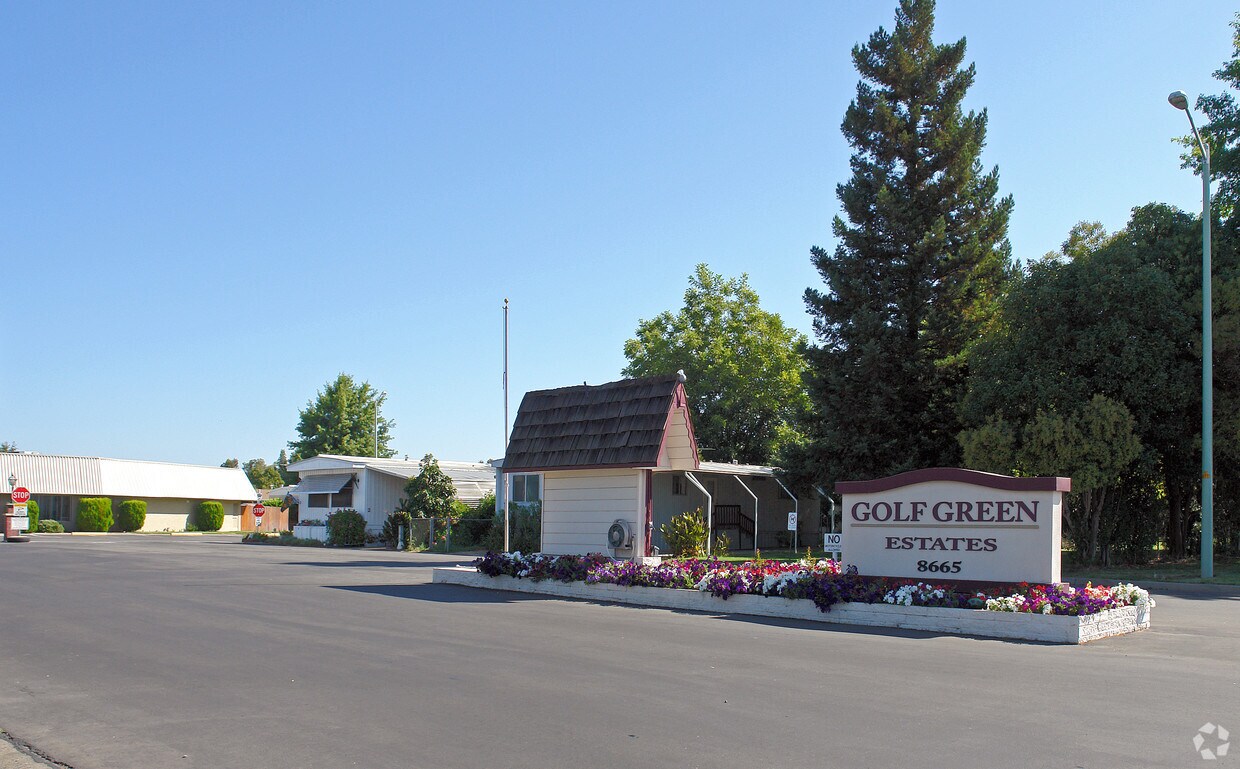 Primary Photo - Golf Green Mobile Estates