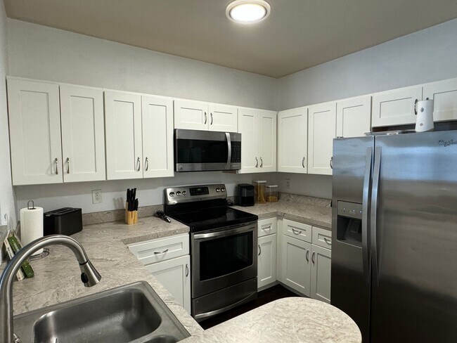 Foto del edificio - 6th Floor Beautiful One Bedroom in Downtow...