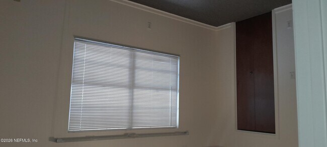 Foto del edificio - 4027 Everett Ave