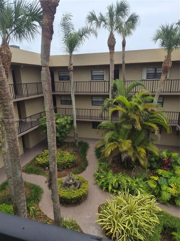 Foto del edificio - 10855 SW 112th Ave