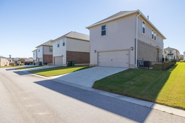 Foto del edificio - Beautiful Northfields Home | Quartz Counters, Open Floor Plan & Appliances Included