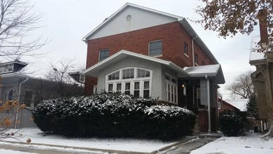 Building Photo - 4911 N Bernard St