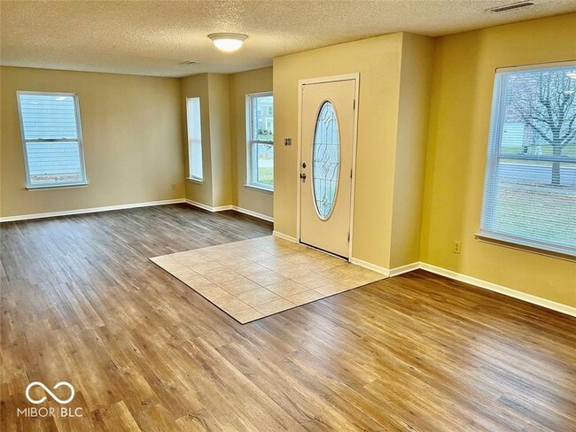 Building Photo - 5714 Doe Way