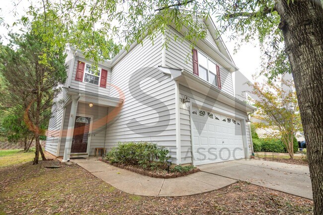 Foto del edificio - 3 Bedroom / 2.5 Bath in South Durham Neighborhood!