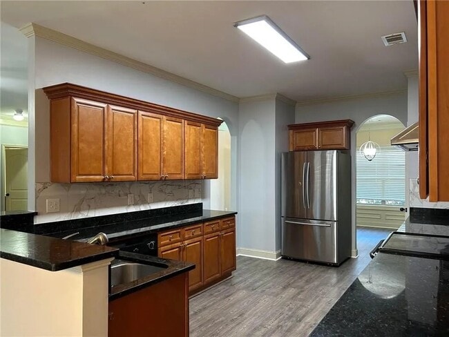 Building Photo - 698 Channel Ln