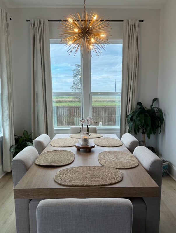 Foto del edificio - 8413 Benjamin St