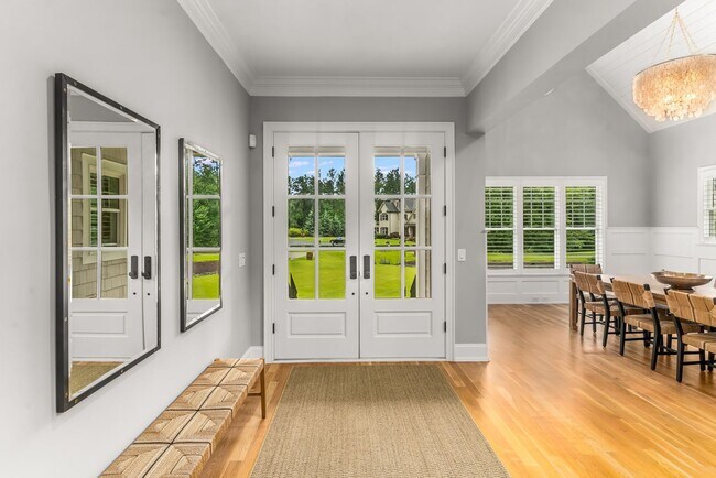 Building Photo - Amazing Colvard Farms Luxury Oasis!