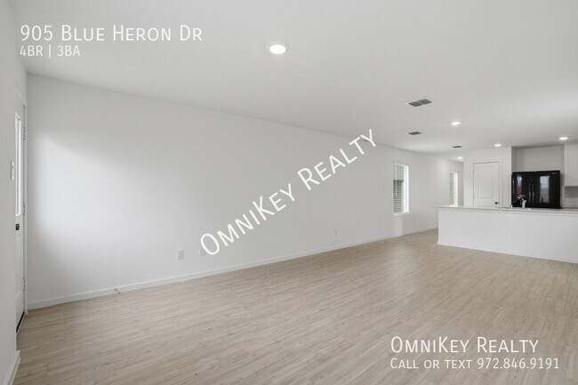 Foto del edificio - 905 Blue Heron Dr