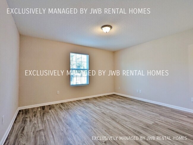 Building Photo - 8501 McGirts Village Ln
