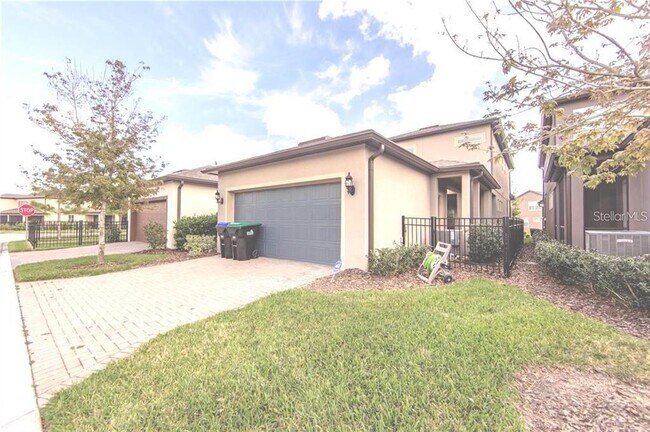 Foto del edificio - 7112 Enchanted Lake Dr