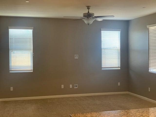 Foto del edificio - 2205 Lombard Ln