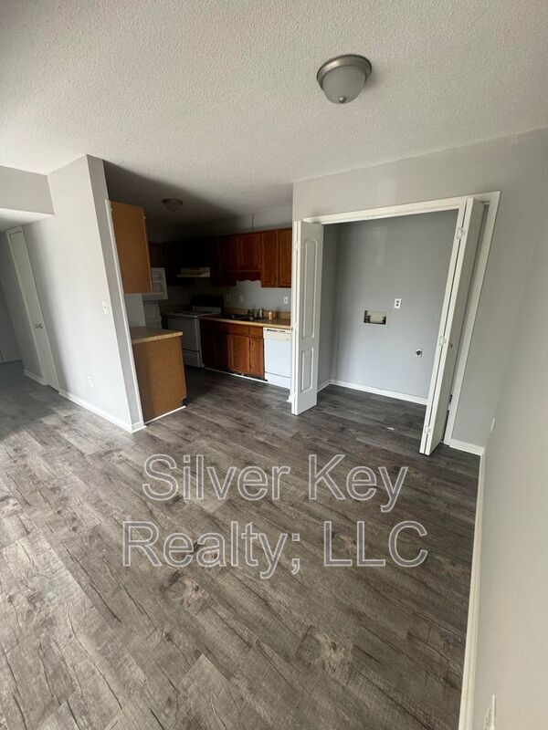 311 Sunset Dr Unit 10, Athens, TN 37303 Condo for Rent in Athens, TN