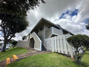 Building Photo - 94-724-724 Paaono St