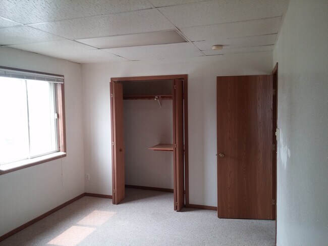 Building Photo - 904 Hackberry Dr