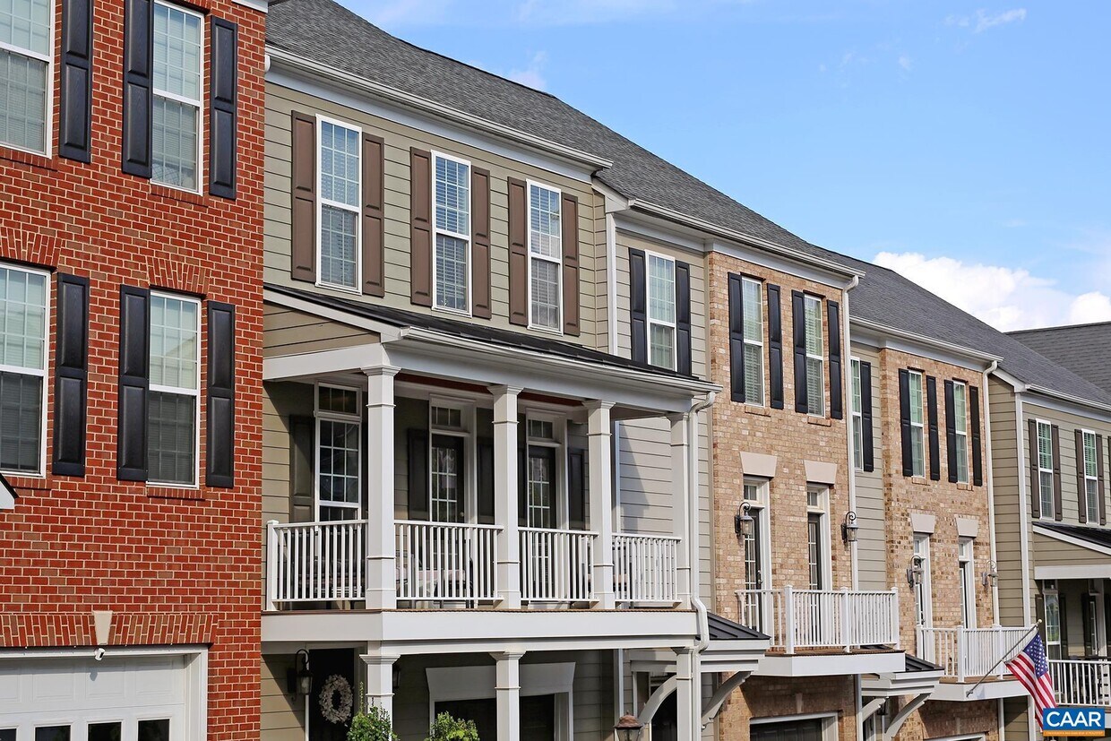 2097 Avinity Loop, Charlottesville, VA 22902 Townhome Rentals in