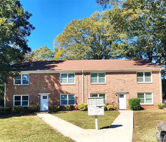 Primary Photo - 1032 Marble St