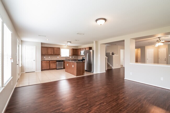 Foto del edificio - 20726 Desert Shadows Ln