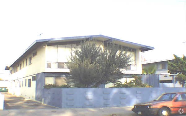 Primary Photo - 7735 Florence Ave
