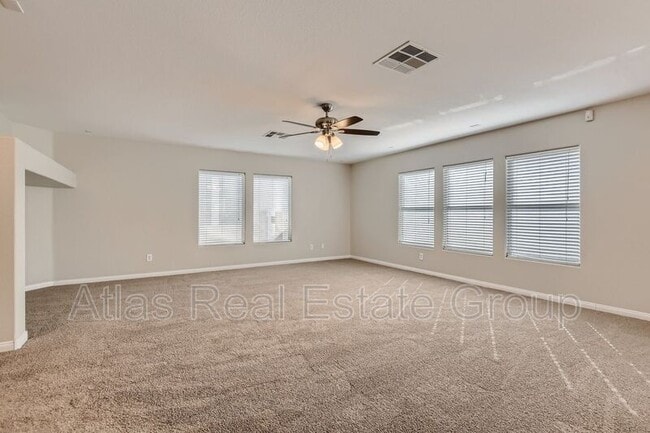 Foto del edificio - 3441 Barada Heights Ave
