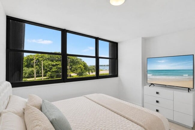 Foto del edificio - 5600 N Flagler Dr