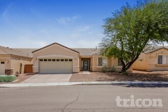 Building Photo - 2911 Extravagant Ave