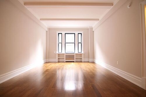 Foto del edificio - 106 W 69th St