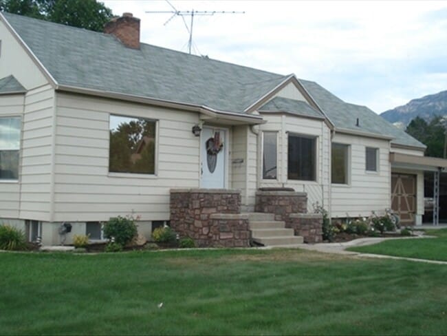 Building Photo - 407 E 800 S