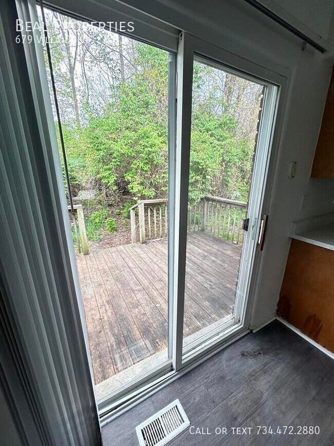 Foto del edificio - 679 Villa Dr