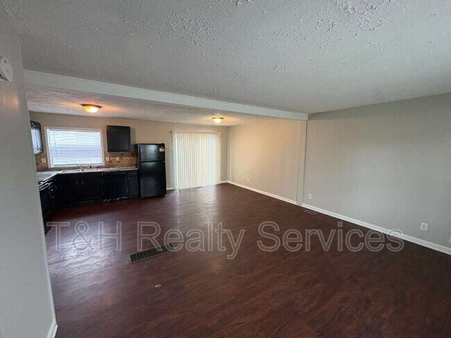 Building Photo - 8124 Crousore Rd