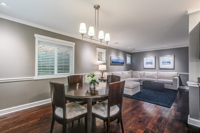 Foto del edificio - 7717 Melrose Ln SE