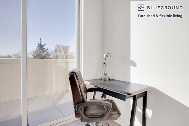 Foto del edificio - 2049 S Columbine St