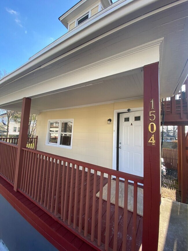 Foto del edificio - 1504 Summerfield Ave
