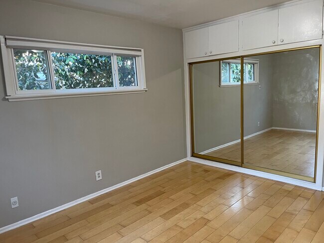 Building Photo - 3406 Wade St