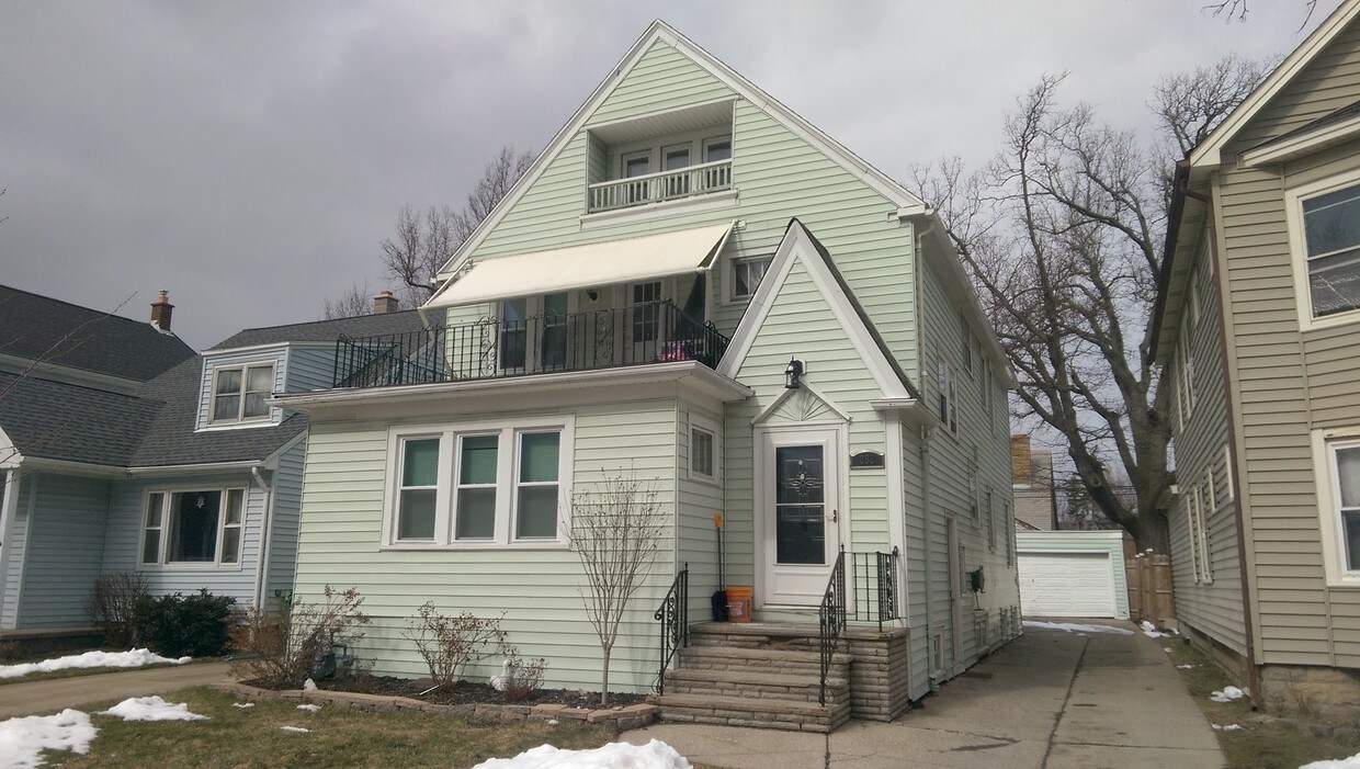 Photo - 292 Stillwell Ave