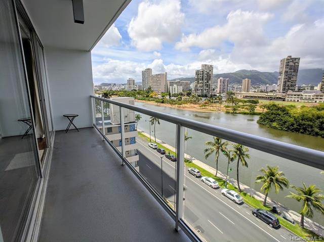 Building Photo - 2233 Ala Wai Blvd