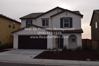 Building Photo - 4329 Gentry Wy