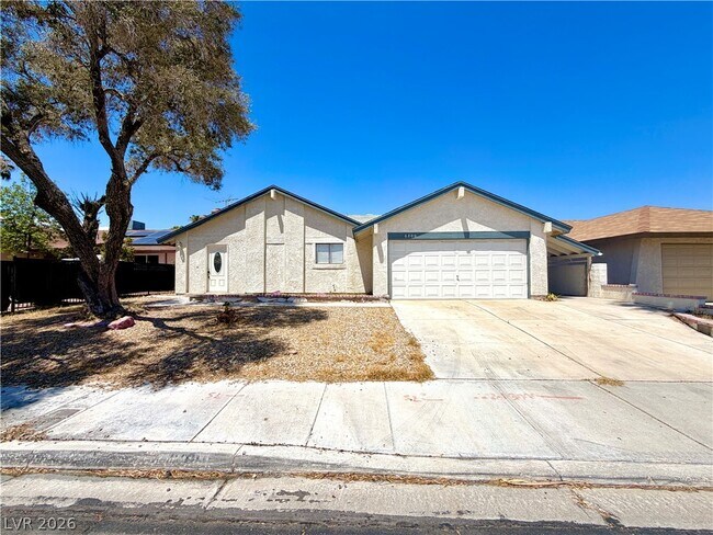 Foto del edificio - 6200 Cedarwood Ave