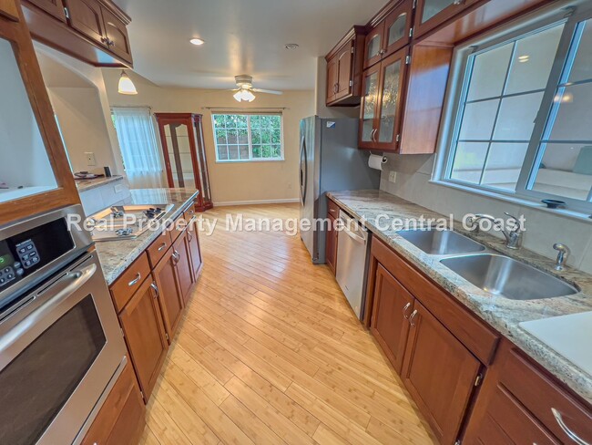 Building Photo - AVAILABLE NOW - Nice Home Near Laguna Lake...