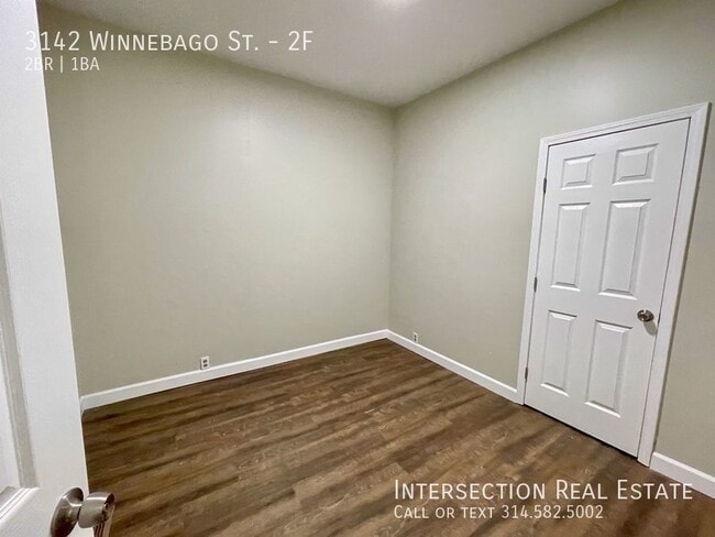 Foto del edificio - Completely Renovated Gravois Park Duplex A...
