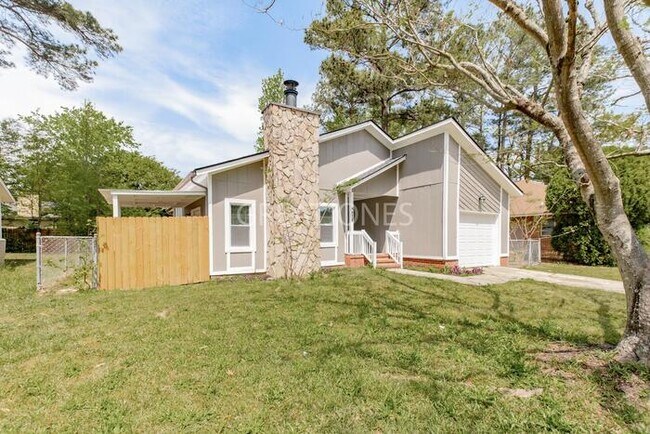 Building Photo - 123A Deerfield Dr