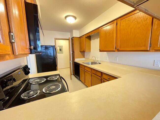 Cocina - 2829 Burgundy Dr