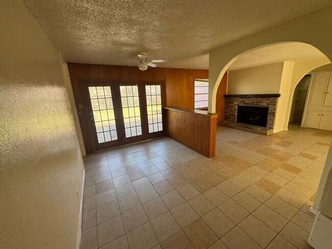 Foto del edificio - Beautiful 3 Bedroom House in Dallas