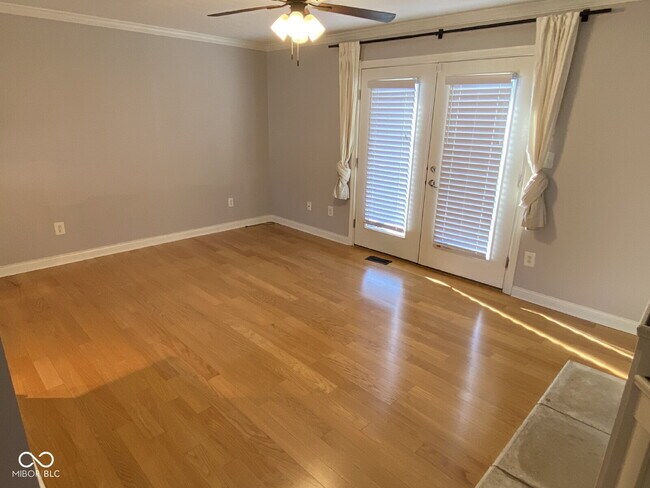 Foto del edificio - 1026 N New Jersey St