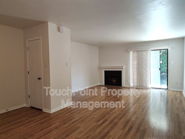 Building Photo - 3009 Heathstead Place
