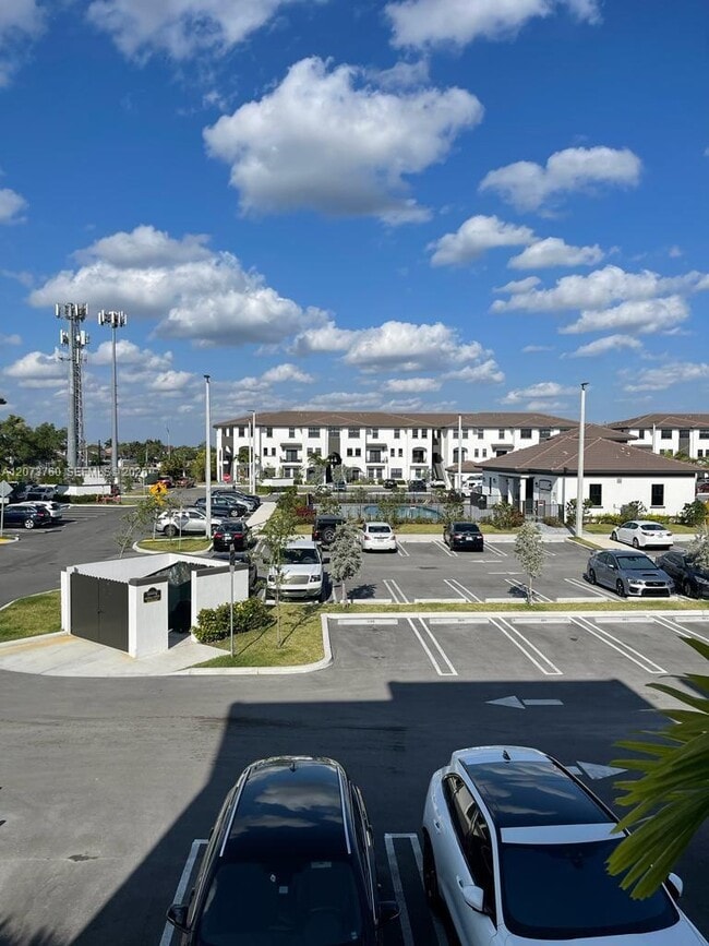 Building Photo - 15650 SW 136th St