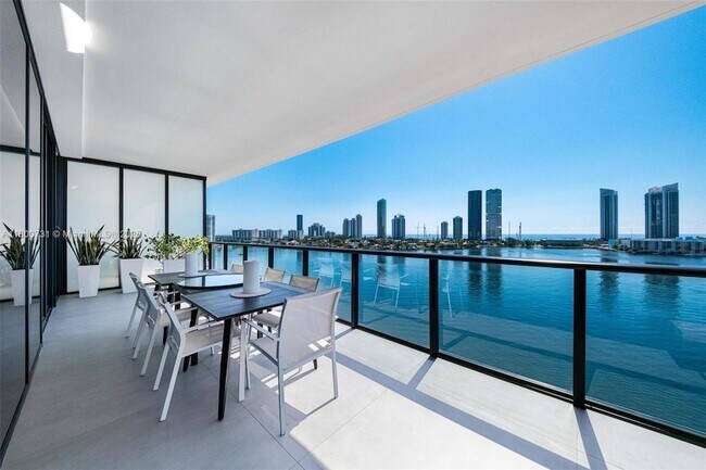 Foto del edificio - 5500 Island Estates Dr