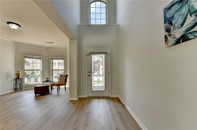 Foto del edificio - 7085 Rocking Horse Ln